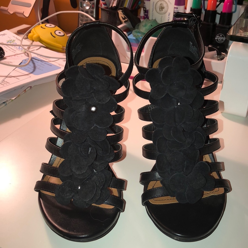 Kenneth Cole Reaction High Heel